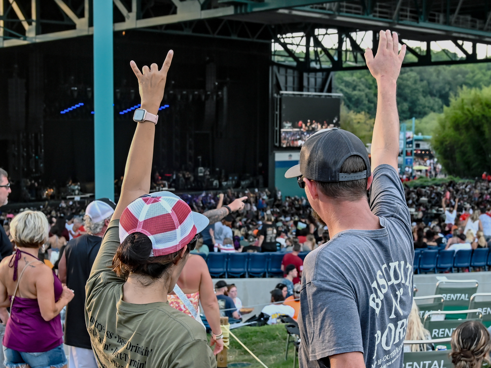 Veterans United Home Loans Amphitheater Tickets & Schedule Virginia Beach Concert Venue