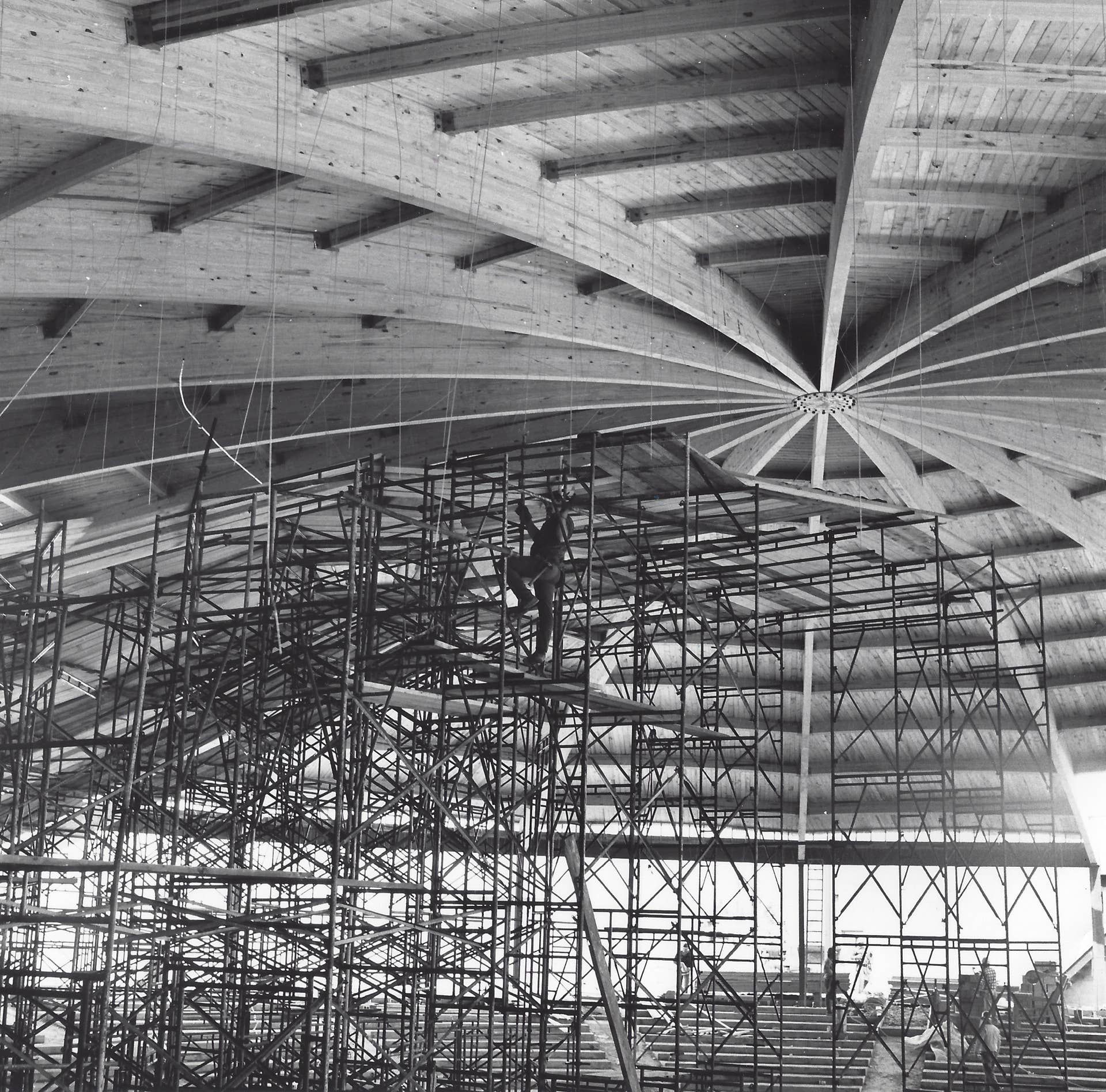 Black and White picture of Old Scaffolding