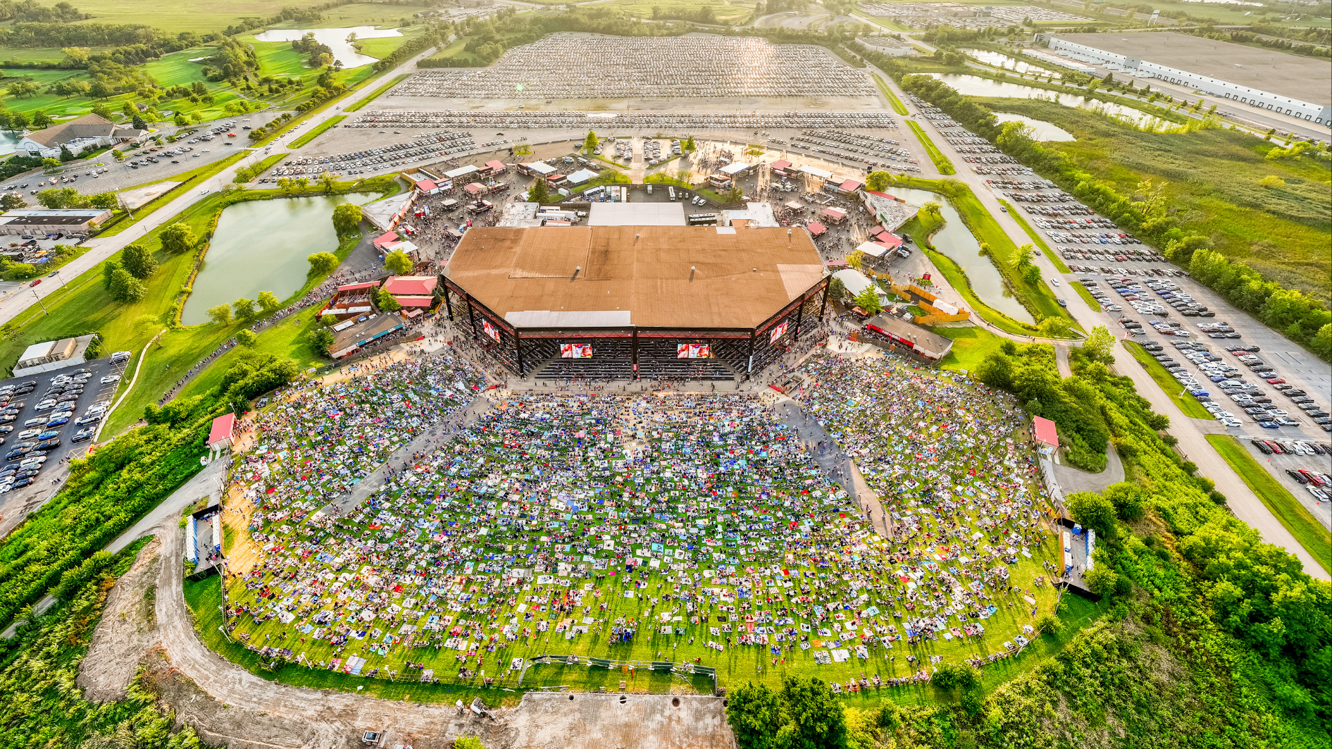 General Parking at Credit Union 1 Amphitheatre in Chicago, Illinois