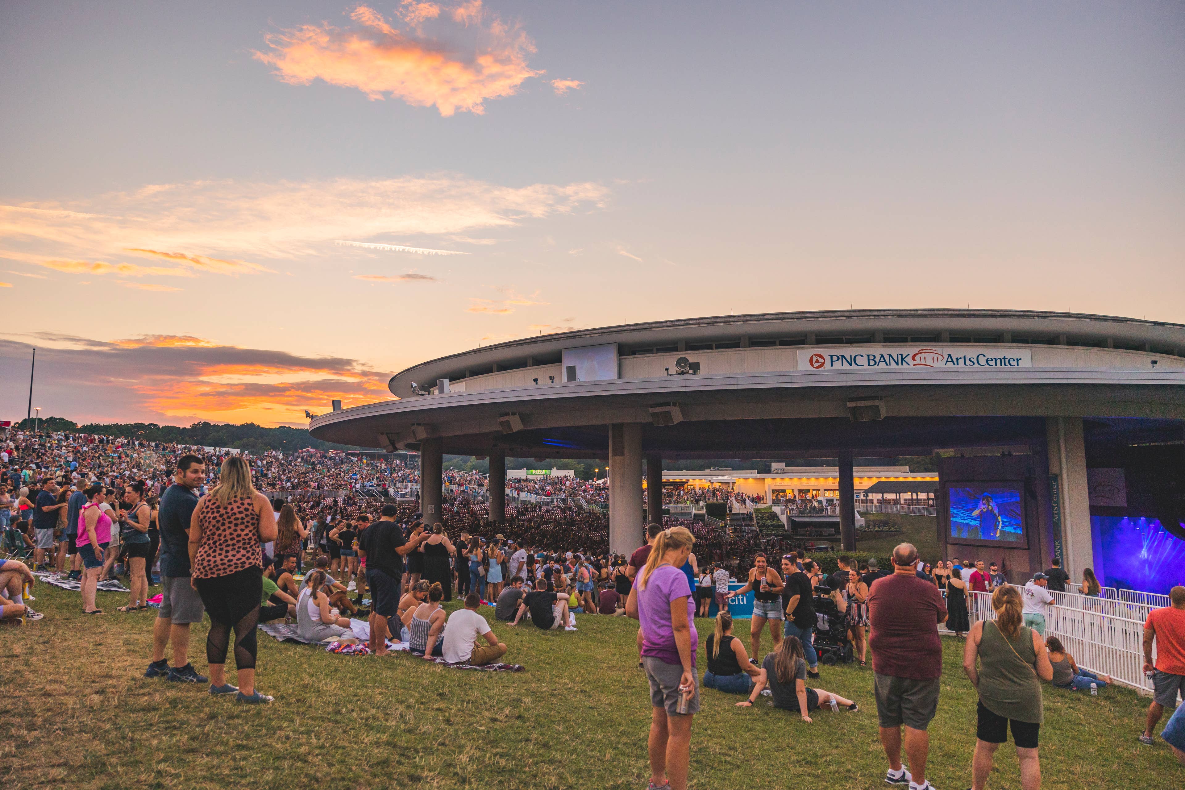 horizontal image of Amphitheater from the Lawn