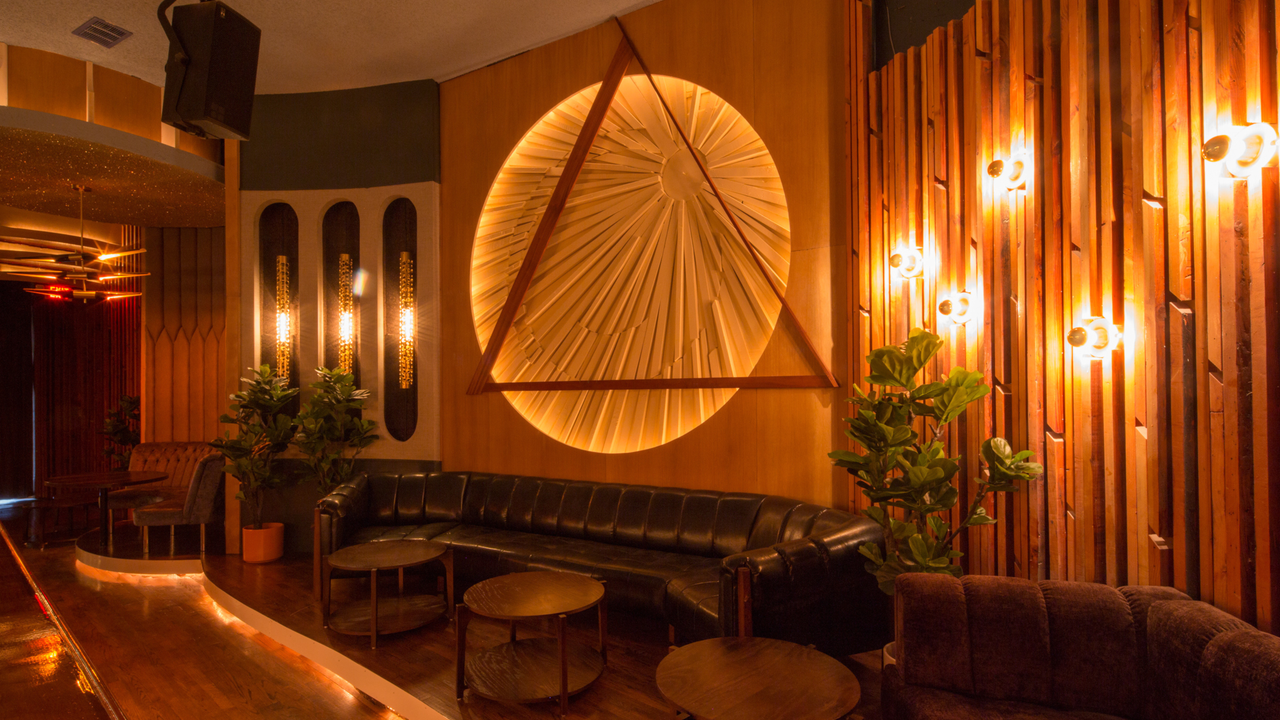 Bar photo 1